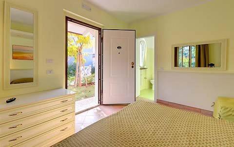 La Piazzetta Affittacamere B&B *